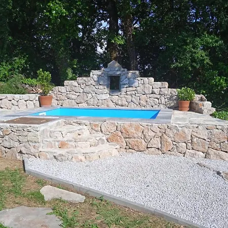Holiday home House Mali Dvori *
