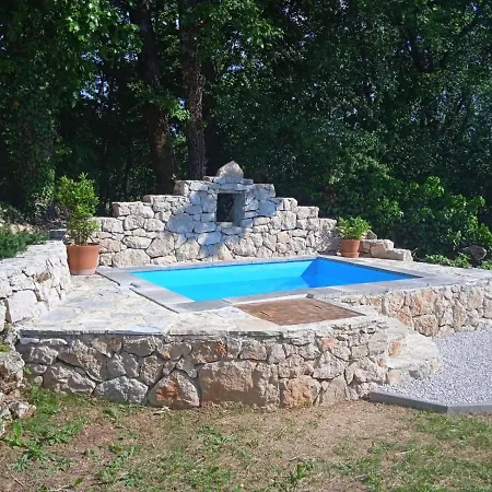 House Mali Dvori Feriehus *