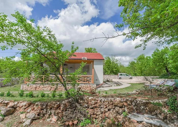 House Mali Dvori Holiday home *