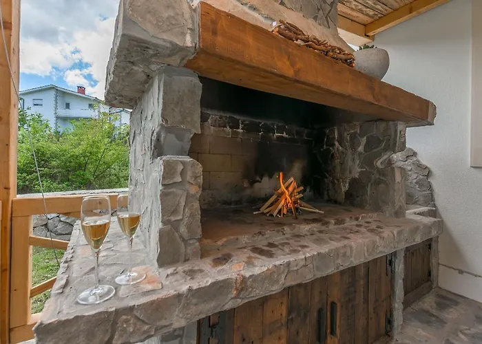 House Mali Dvori Holiday home *