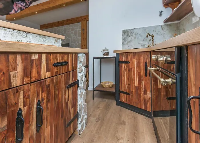 House Mali Dvori Krivodol