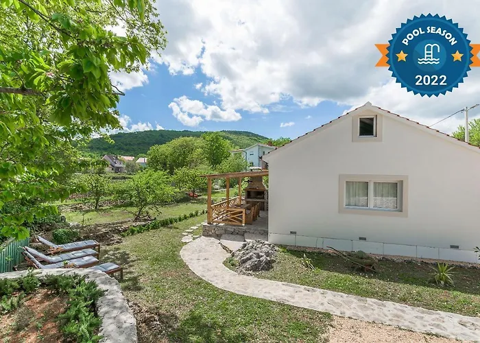 House Mali Dvori * Krivodol