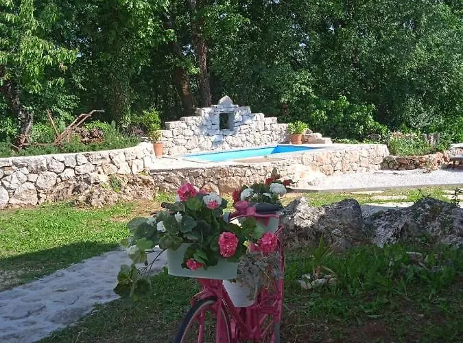 Holiday home House Mali Dvori