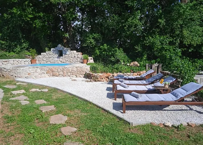 House Mali Dvori * Krivodol