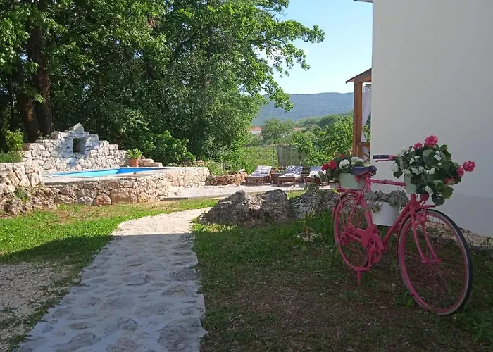 House Mali Dvori * Krivodol